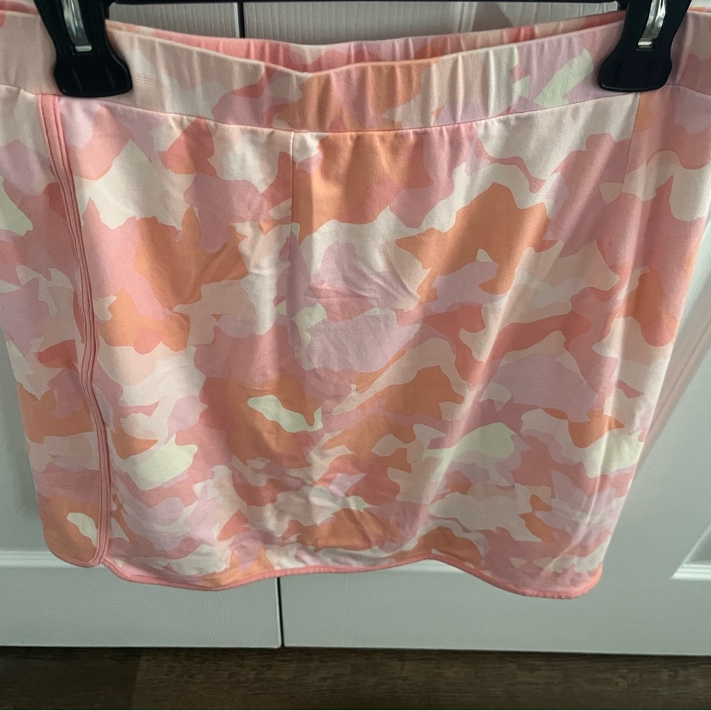Isaac Mizrahi Live SoHo Camo Skort, Size Small Tall